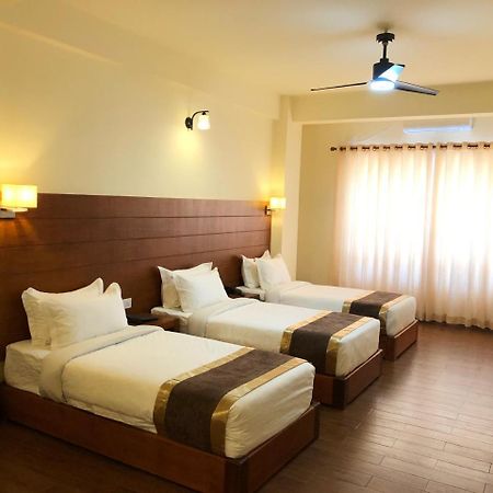 Legphel Hotel 푼촐링 외부 사진