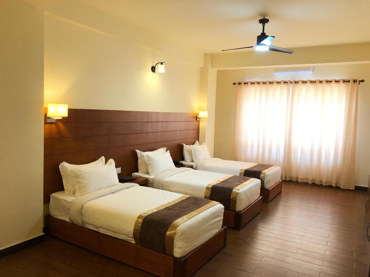 Legphel Hotel 푼촐링 외부 사진