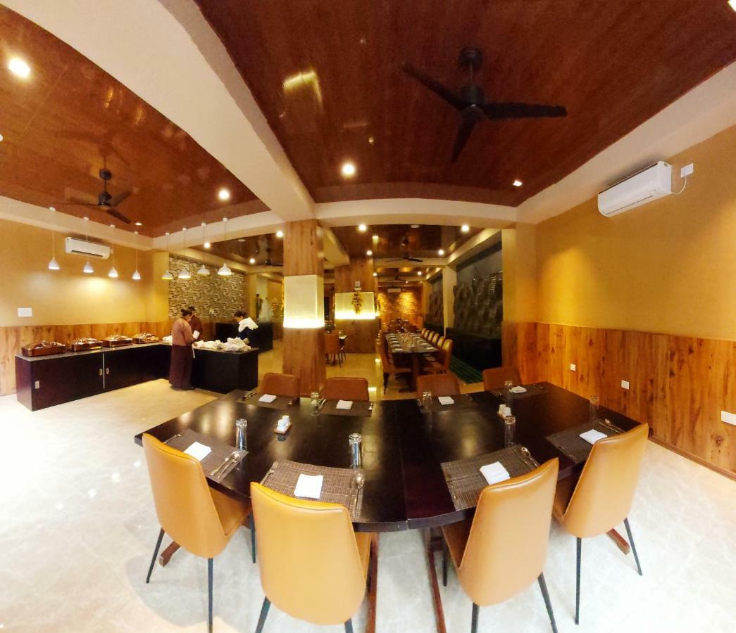 Legphel Hotel 푼촐링 외부 사진